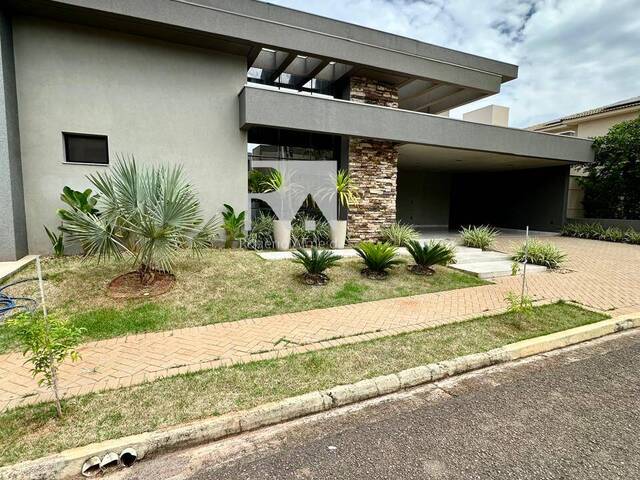 #27 - Casa para Venda em São José do Rio Preto - SP