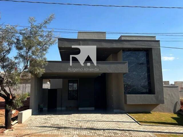 #44 - Casa para Venda em São José do Rio Preto - SP - 2